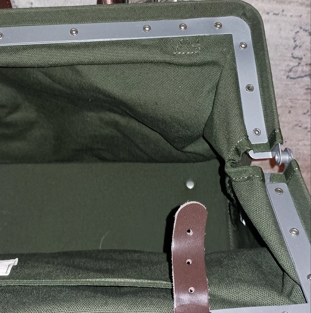 Line of Trade Weekend olive Green Canvas Men's Weekend Bag